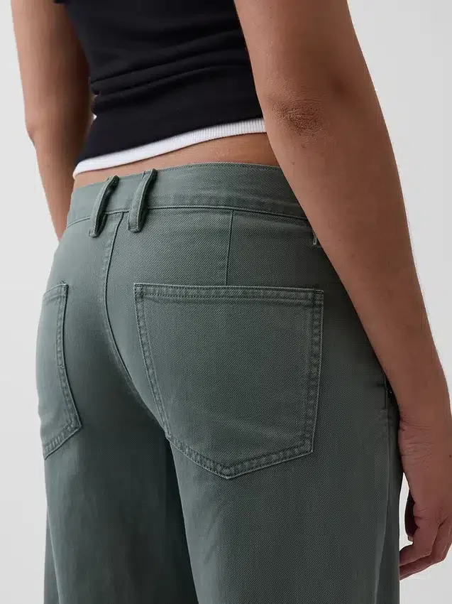 Pantalones caqui holgados de talle bajo estilo años 90