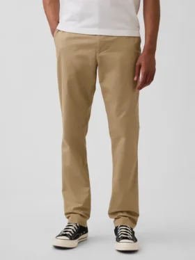 Pantalones caqui modernos de corte ajustado