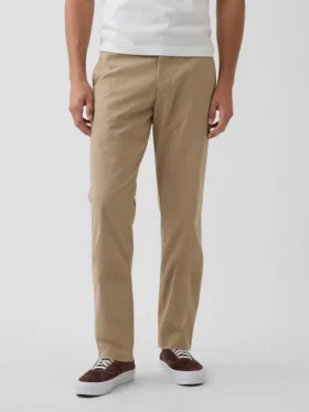 Pantalones caqui rectos modernos