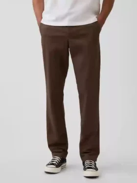 Pantalones caqui rectos modernos