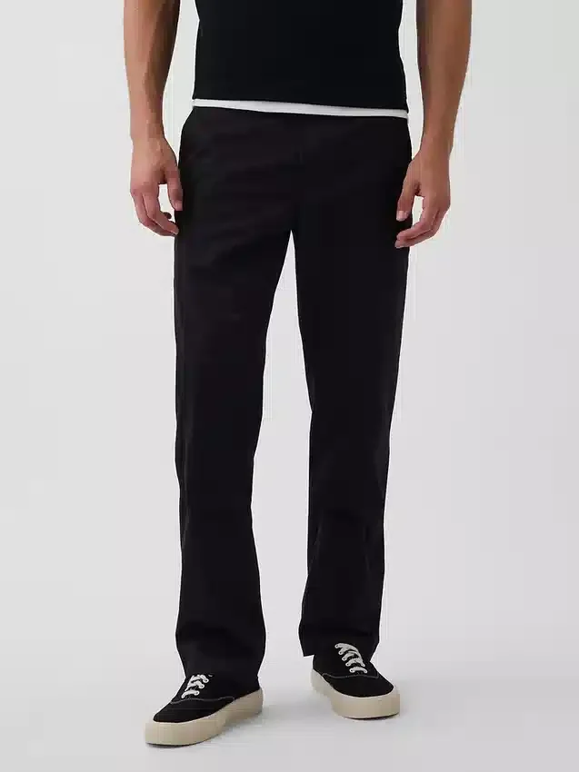 Pantalones caqui rectos modernos
