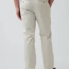Pantalones caqui rectos modernos