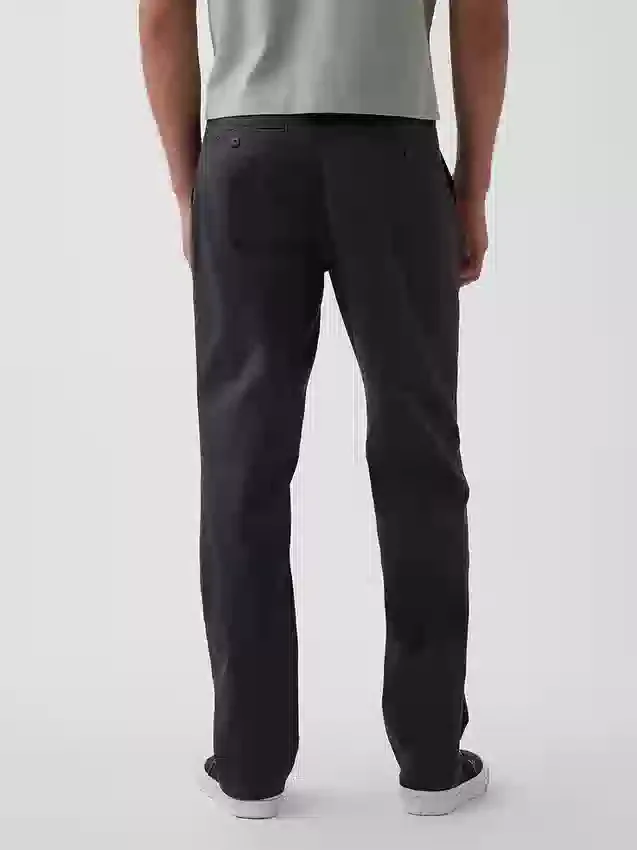 Pantalones caqui rectos modernos