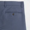 Pantalones caqui rectos modernos