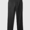 Pantalones caqui rectos modernos