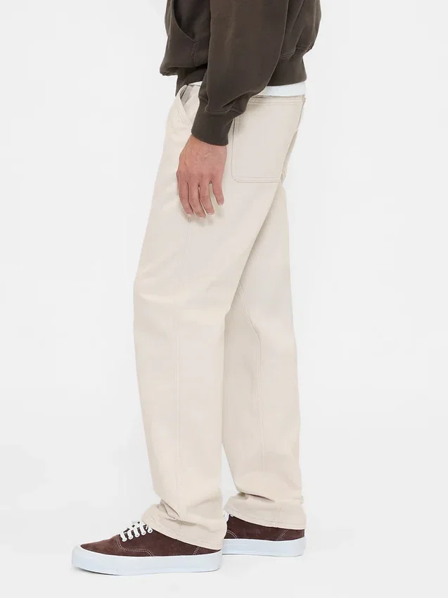 Pantalones caqui utilitarios de corte recto y estilo relajado