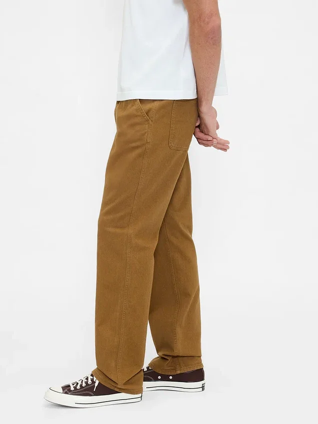 Pantalones caqui utilitarios de corte recto y estilo relajado