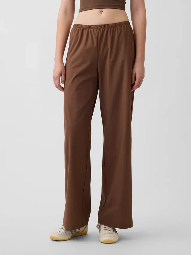 Pantalones cómodos de talle bajo GapFit Tech