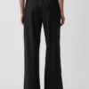 Pantalones cómodos de talle bajo GapFit Tech
