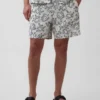 Pantalones cortos cómodos con textura de Keith Haring