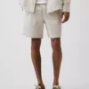 Pantalones cortos cómodos de 7"