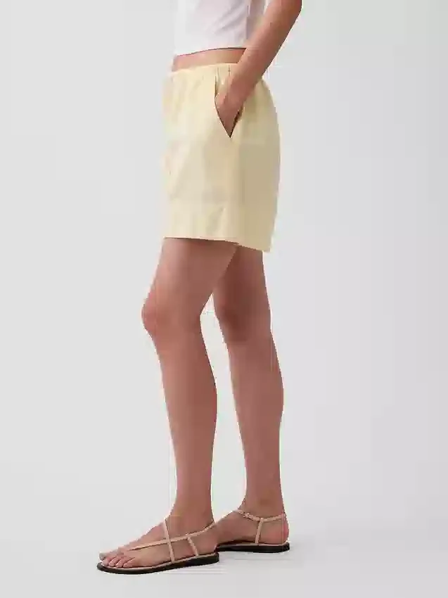 Pantalones cortos cómodos de mezcla de lino de 6"