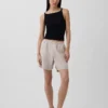 Pantalones cortos cómodos de mezcla de lino de 6"