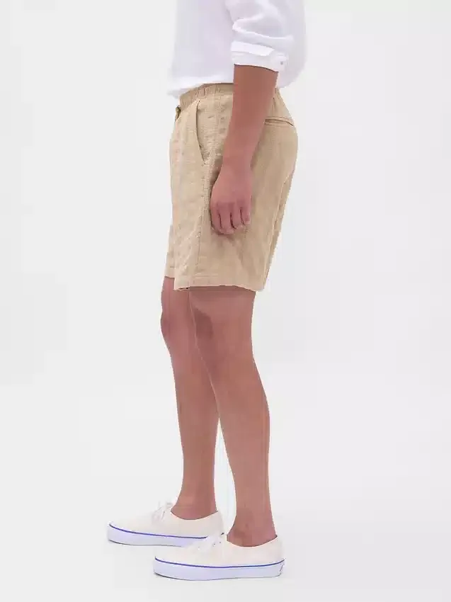 Pantalones cortos cómodos texturizados de 7"