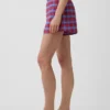 Pantalones cortos de 4" con estampado de cuadros en tela seersucker