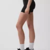 Pantalones cortos de ciclismo lisos GapFit de 4"