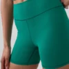 Pantalones cortos de ciclismo lisos GapFit de 4"