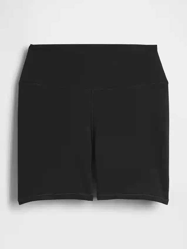 Pantalones cortos de ciclismo lisos GapFit de 4"