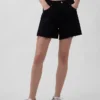 Pantalones cortos de corte relajado ultrasuaves de tiro medio de 4"
