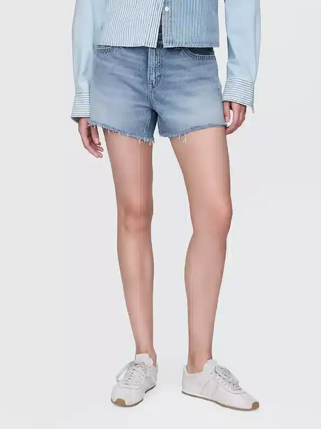 Pantalones cortos de corte relajado ultrasuaves de tiro medio de 4"