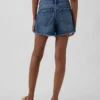 Pantalones cortos de corte relajado ultrasuaves de tiro medio de 4"