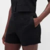 Pantalones cortos de mezcla de lino de tiro medio de 4"