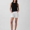 Pantalones cortos de mezclilla de corte recto holgado y talle alto de 3.5"