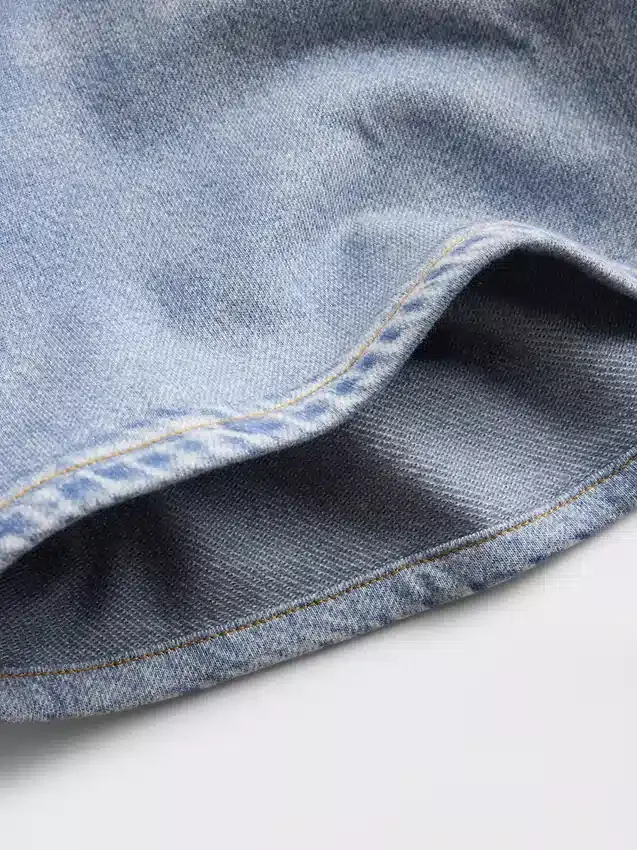 Pantalones cortos de mezclilla de punto estampados de talle medio