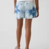 Pantalones cortos de mezclilla de talle alto con estampado tie-dye para niños