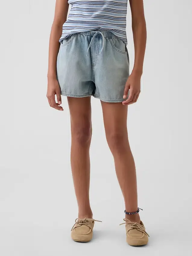 Pantalones cortos de mezclilla de talle alto para niños