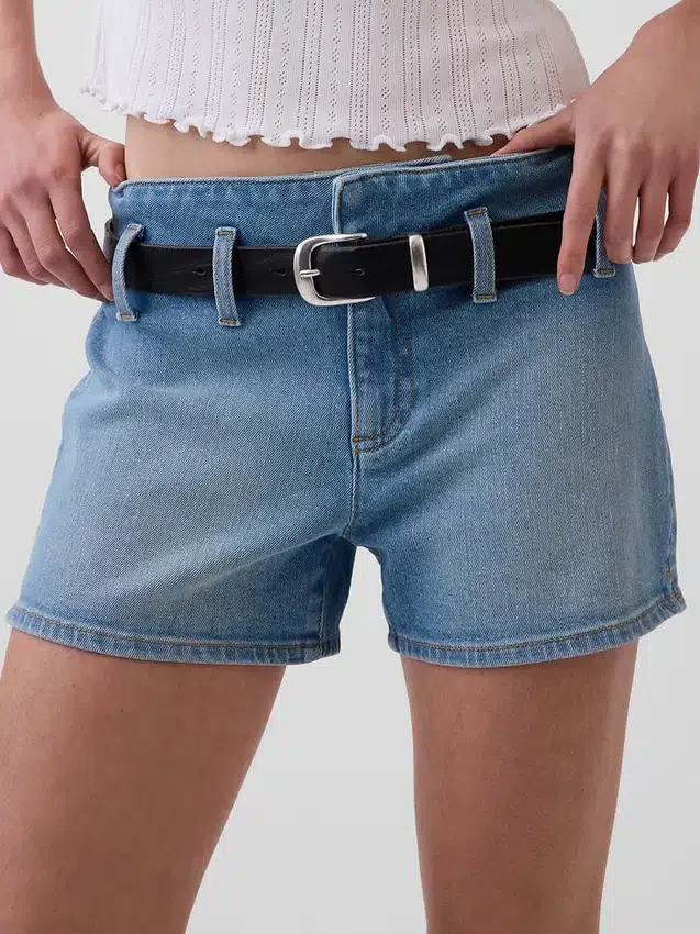 Pantalones cortos de mezclilla de talle bajo de 3"
