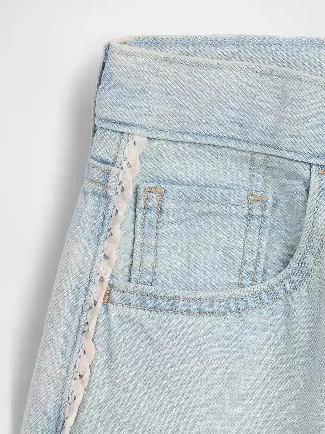 Pantalones cortos de mezclilla de talle bajo para niños