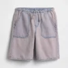 Pantalones cortos de mezclilla de talle bajo y corte largo para niños