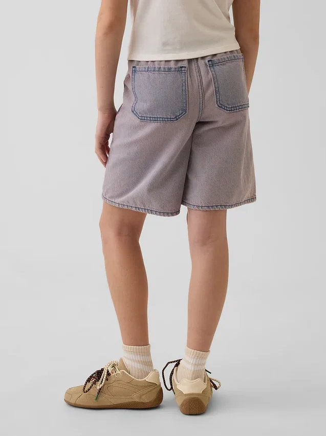Pantalones cortos de mezclilla de talle bajo y corte largo para niños