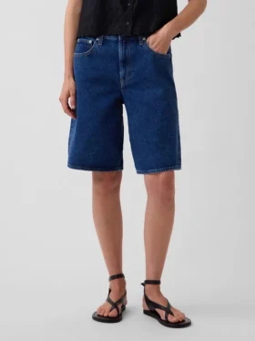 Pantalones cortos de mezclilla de talle medio y corte largo