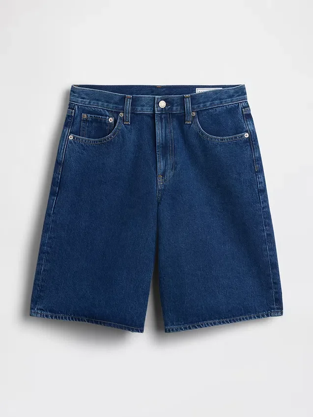 Pantalones cortos de mezclilla de talle medio y corte largo