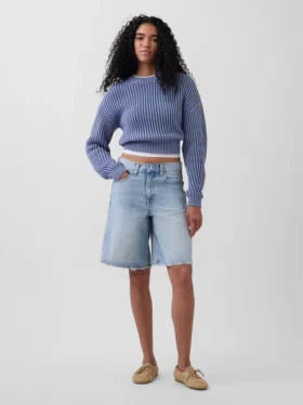 Pantalones cortos de mezclilla de talle medio y corte largo de 11"