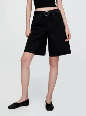 Pantalones cortos de mezclilla de talle medio y corte largo de 11″