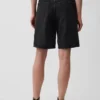 Pantalones cortos de mezclilla de talle medio y corte largo de 11"