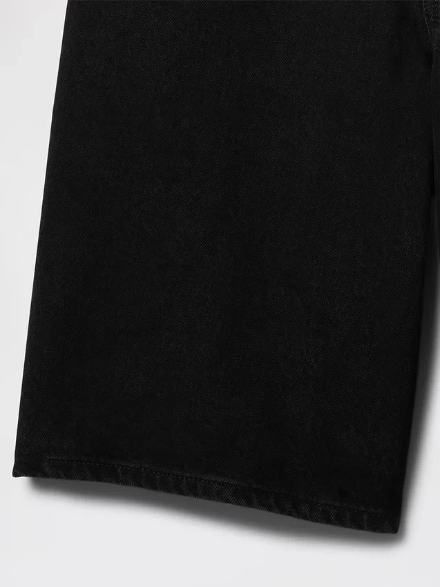 Pantalones cortos de mezclilla de talle medio y corte largo de 11"