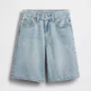 Pantalones cortos de mezclilla de talle medio y corte largo para niños