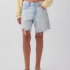 Pantalones cortos de mezclilla holgados de talle medio