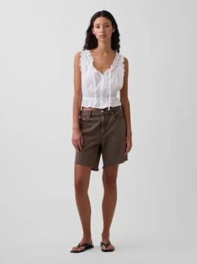 Pantalones cortos de mezclilla holgados de talle medio de 8"