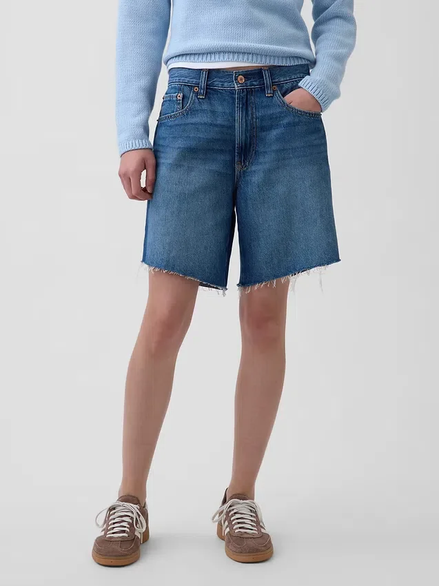 Pantalones cortos de mezclilla holgados de talle medio de 8"