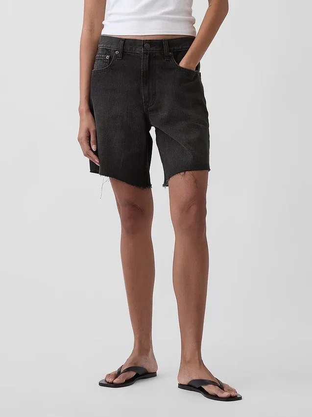 Pantalones cortos de mezclilla holgados de talle medio de 8"