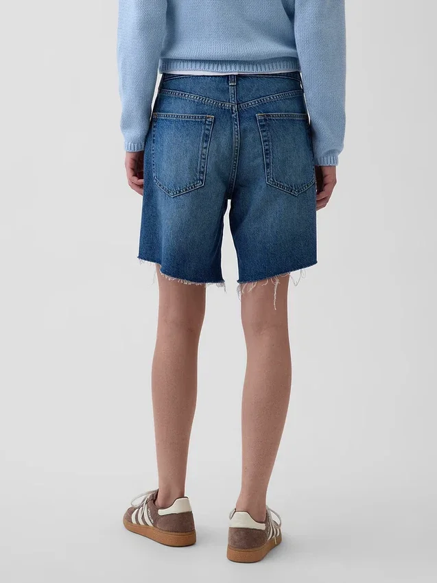 Pantalones cortos de mezclilla holgados de talle medio de 8"
