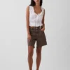 Pantalones cortos de mezclilla holgados de talle medio de 8"