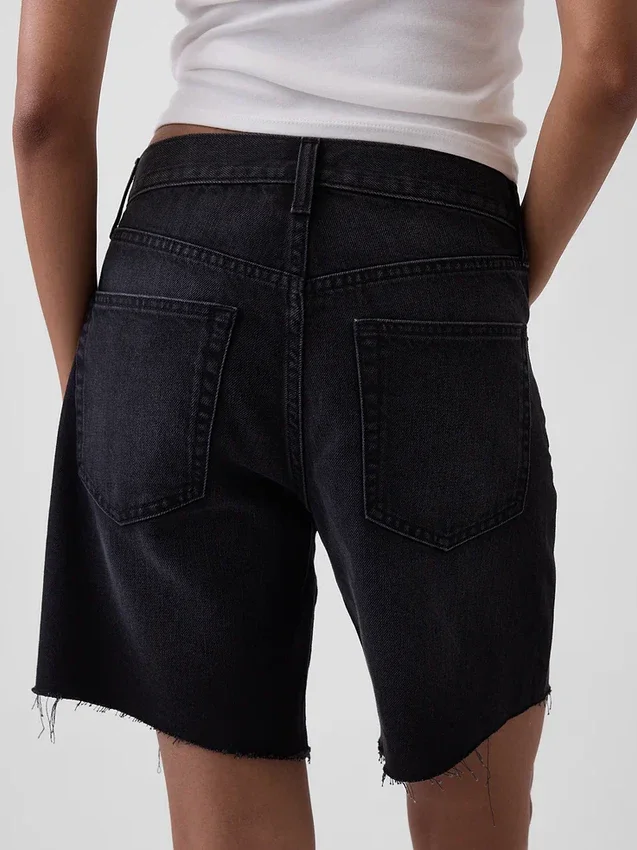 Pantalones cortos de mezclilla holgados de talle medio de 8"