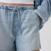 Pantalones cortos de mezclilla ultrasuaves de corte holgado y talle bajo, de 3.5”