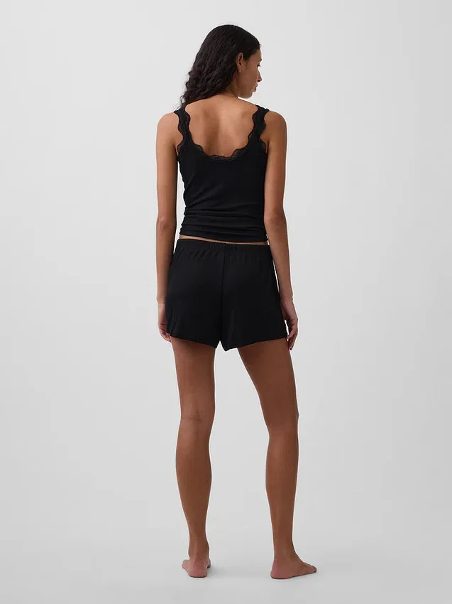 Pantalones cortos de pijama holgados con acanalado fino